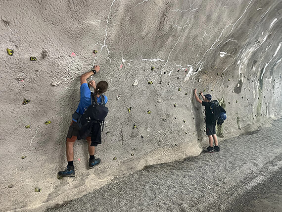 Bouldern im Tunnel